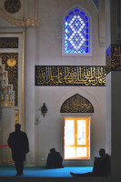 Luce e preghiera – Grande Moschea di Tirana Light and Prayer – Great Mosque of Tirana