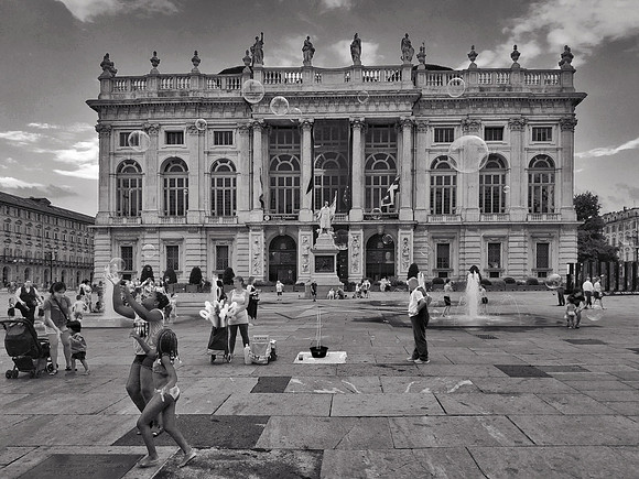 Piazza Castello 1